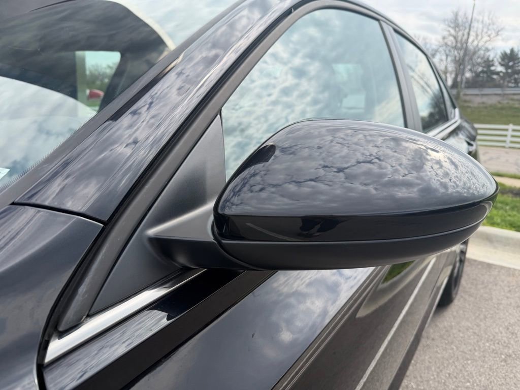 Used 2024 Volkswagen Jetta SE image 40