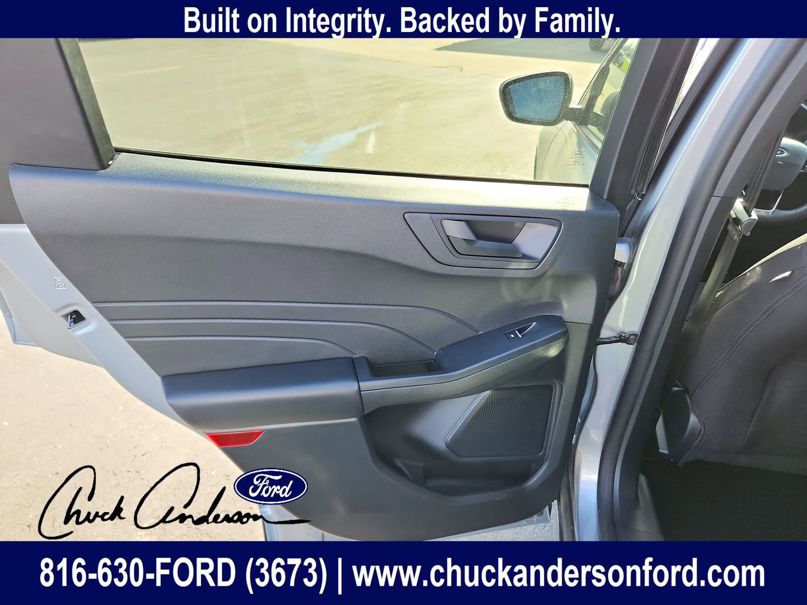 Used 2024 Ford Escape Active w/ Cold Weather Package FWD image 23