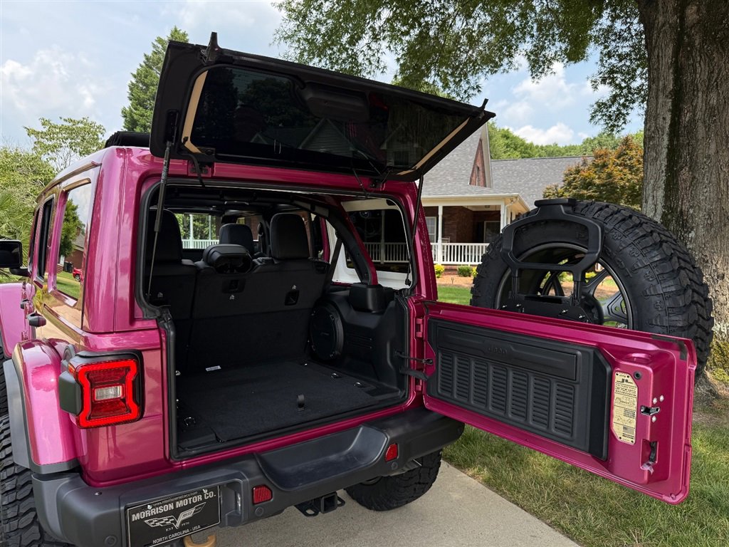 Used 2024 Jeep Wrangler Unlimited Rubicon 392 image 64