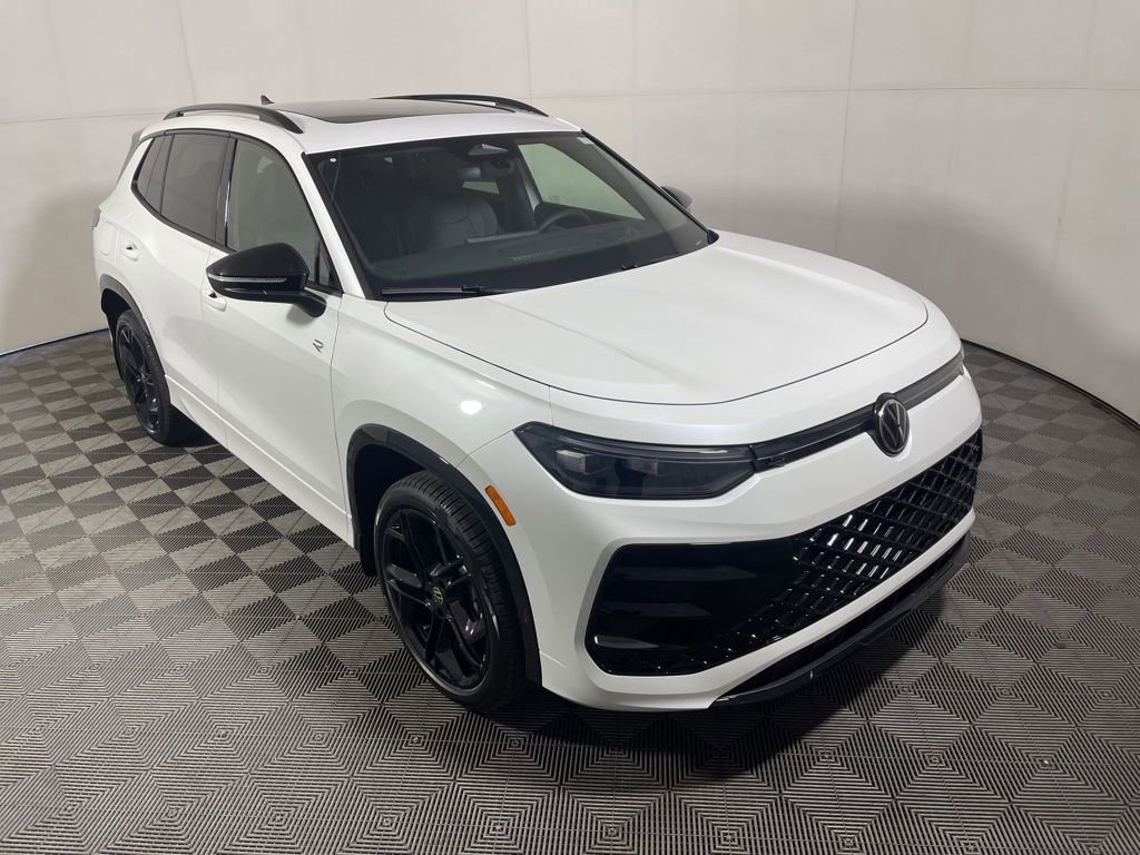 New 2026 Volkswagen Tiguan SE R-Line