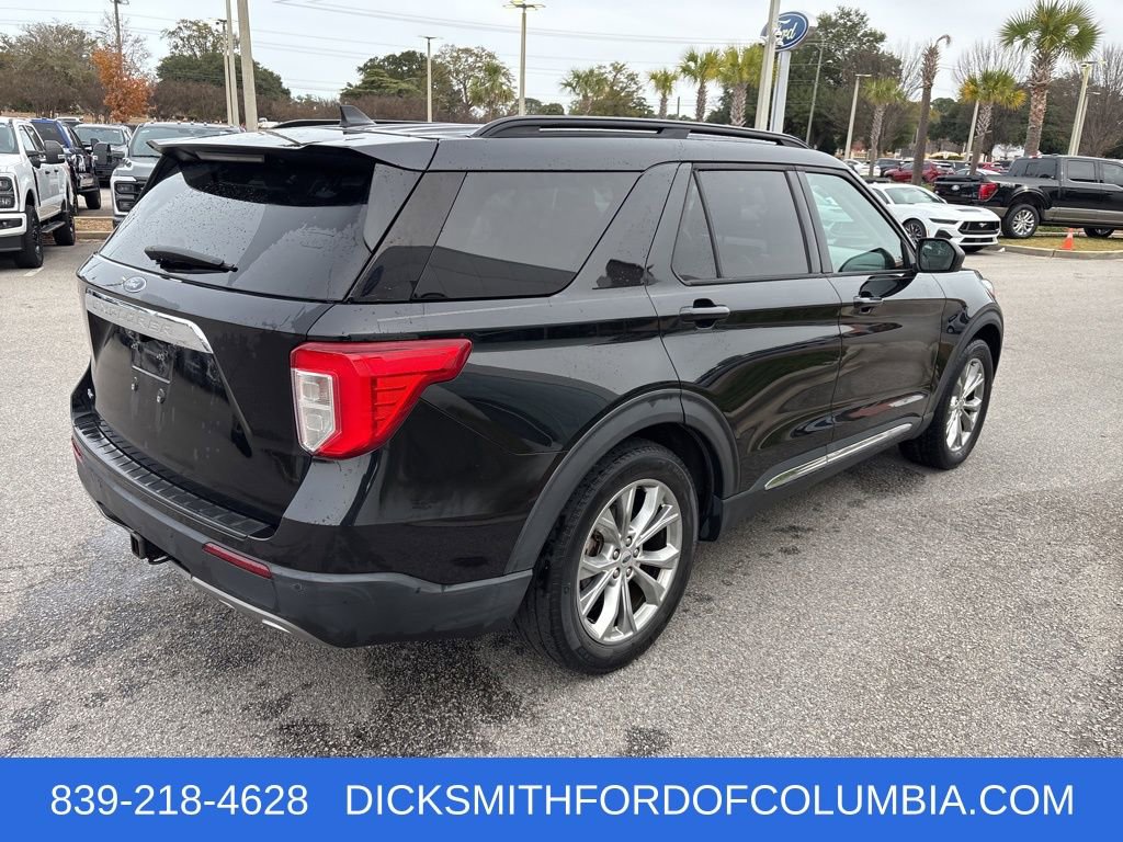 Certified 2021 Ford Explorer XLT w/ Equipment Group 202A image 5