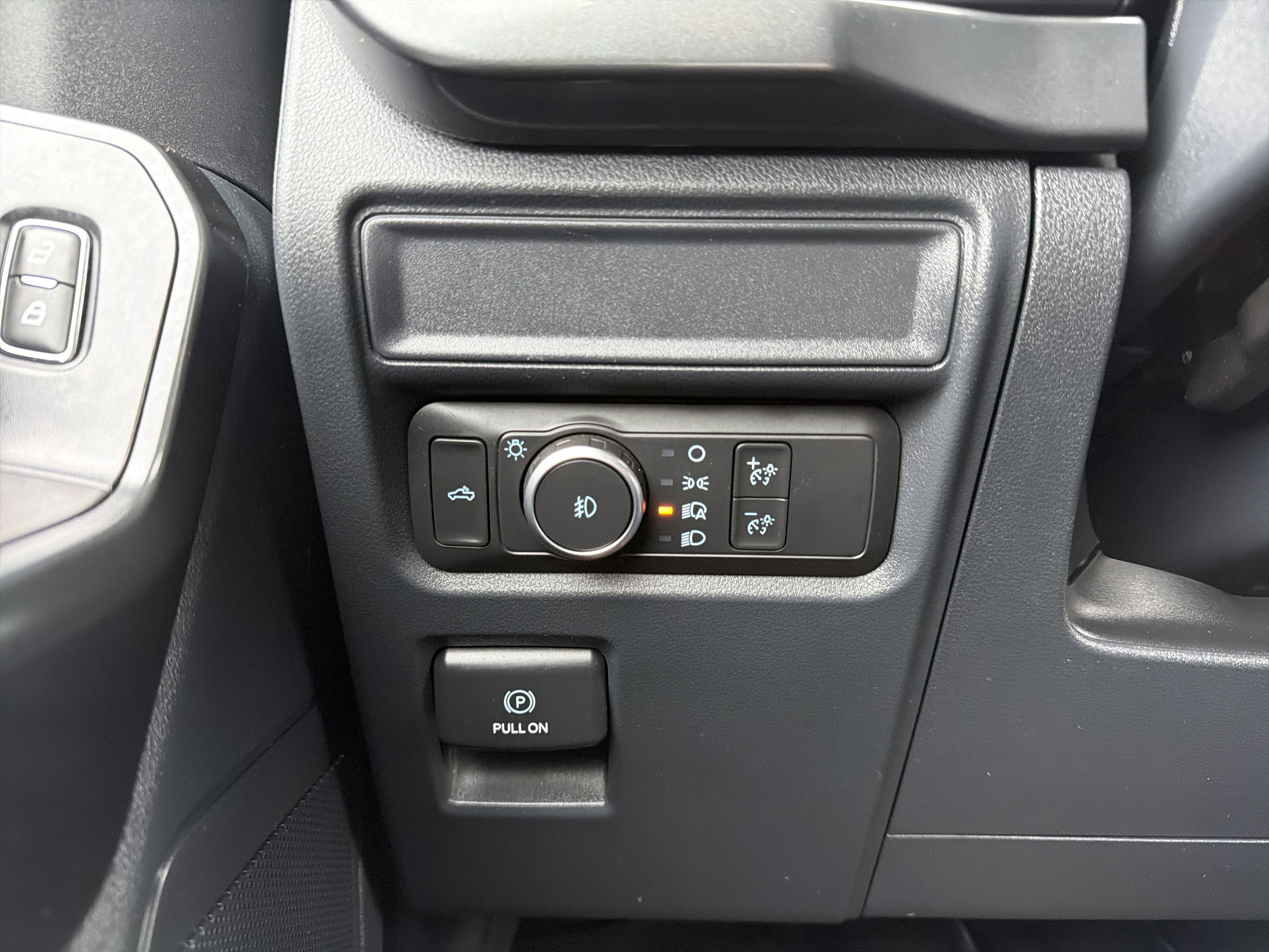 Used 2022 Ford F150 XL w/ STX Appearance Package image 23