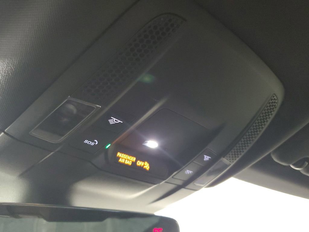 Used 2022 Audi e-tron GT Premium Plus w/ Performance Package image 30