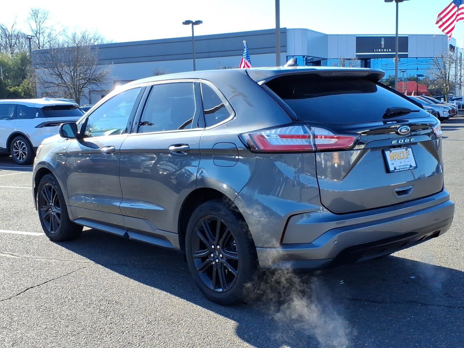 Certified 2023 Ford Edge ST-Line image 5