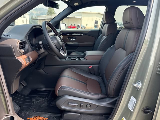 Used 2026 Honda Pilot TrailSport image 16