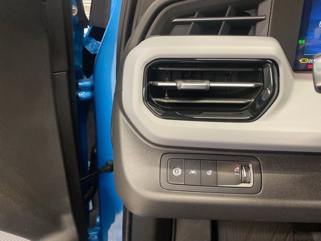 New 2027 Chevrolet Bolt LT w/ Comfort Package FWD image 11