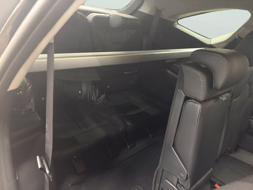 Certified 2026 Kia Sorento EX AWD/4WD image 18