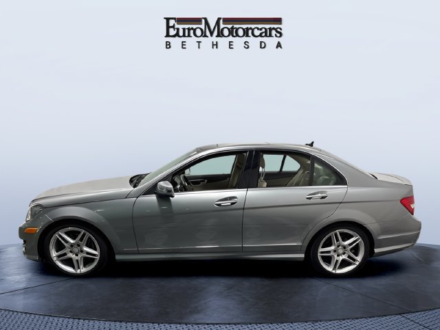 Used 2013 Mercedes-Benz C 300 4MATIC Sedan image 2