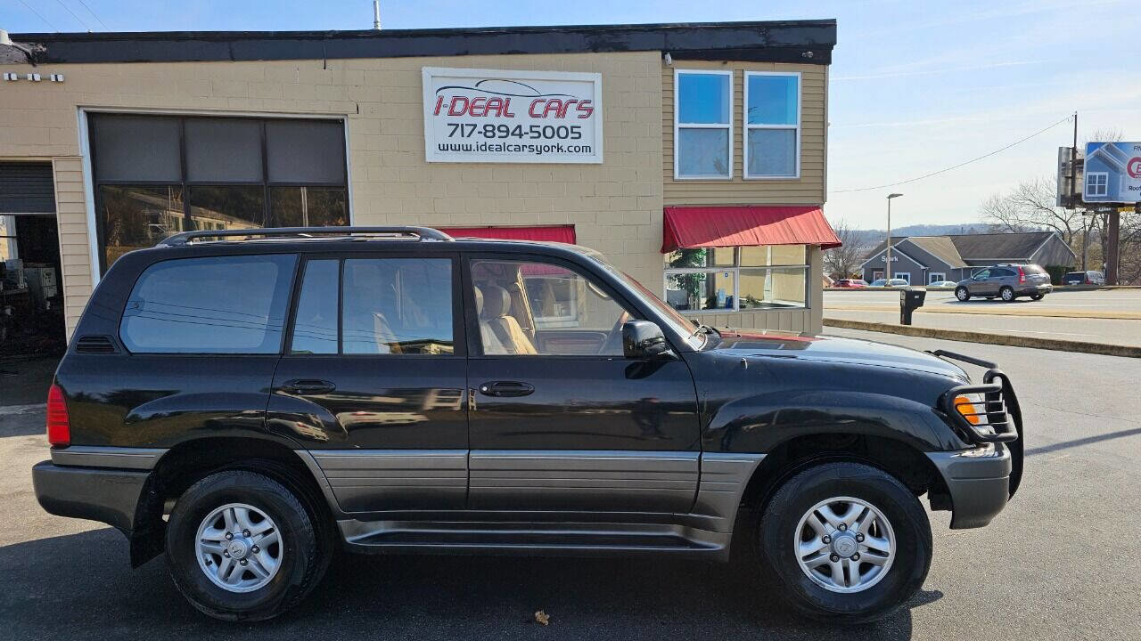 Used 2000 Lexus LX 470 4WD image 2