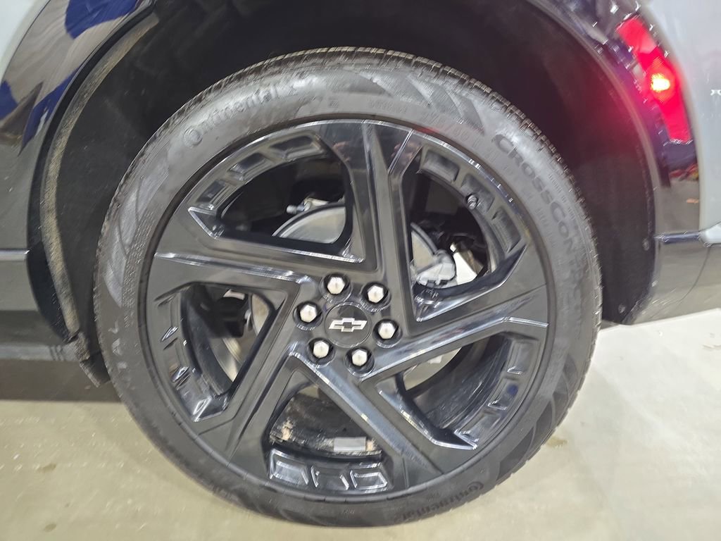 New 2025 Chevrolet Equinox EV RS w/ LPO, Illumination Package image 34