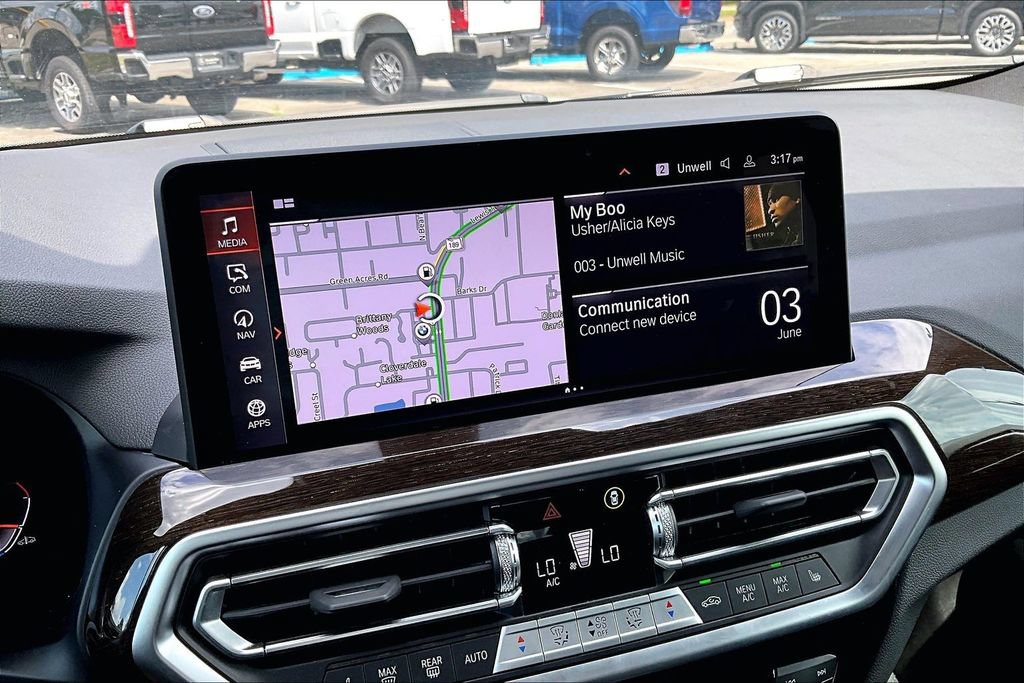 Certified 2025 BMW X4 xDrive30i w/ Convenience Package AWD/4WD image 12