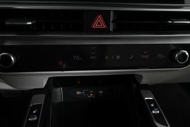 New 2025 Kia Sorento S image 22