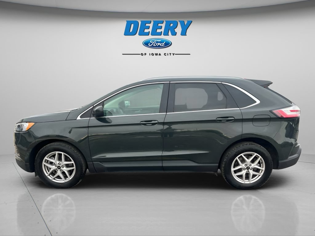 Certified 2024 Ford Edge SEL w/ Convenience Package AWD/4WD image 3