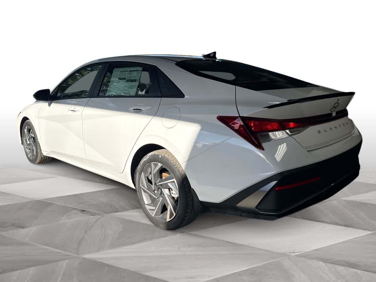 New 2025 Hyundai Elantra Sport FWD image 6