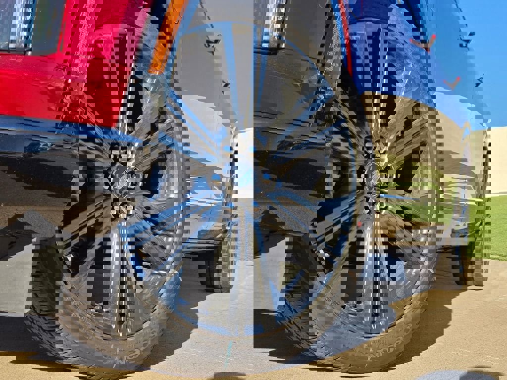 New 2026 Cadillac Optiq Sport 2 w/ LPO, Floor Liner Package image 8