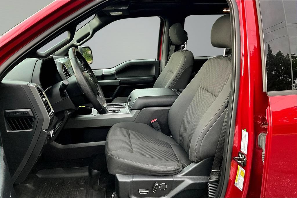 Used 2016 Ford F150 XLT w/ Equipment Group 302A Luxury AWD/4WD image 25