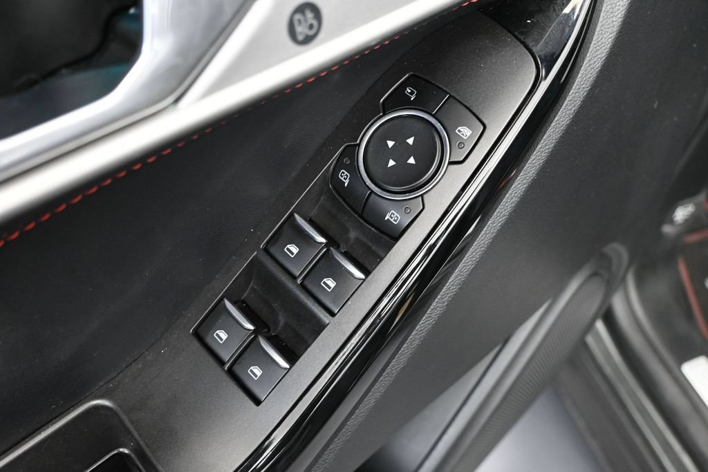 Used 2023 Ford Explorer ST-Line AWD/4WD image 19