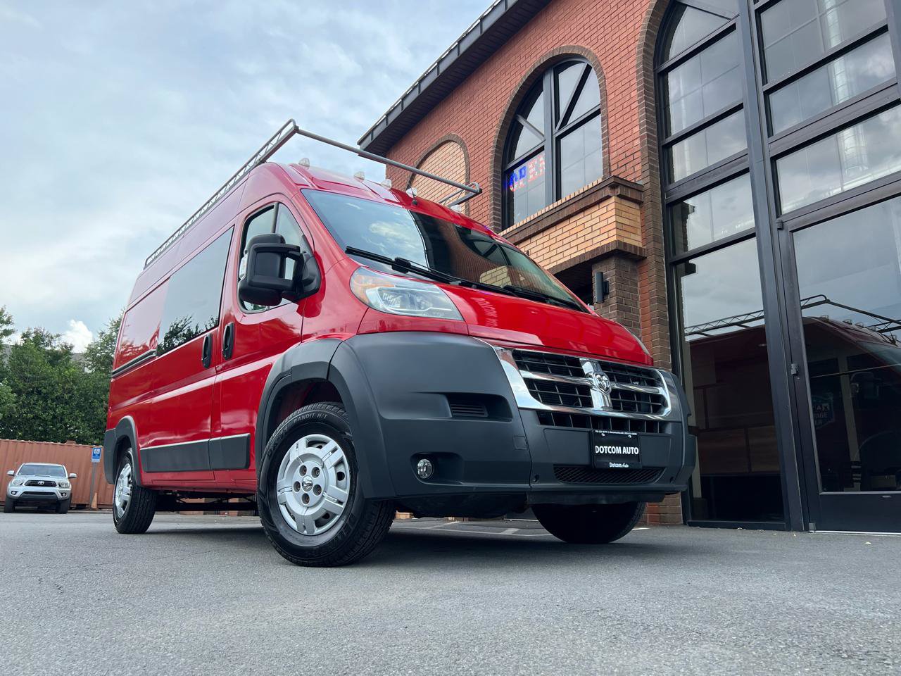 Used 2017 RAM ProMaster 2500 w/ Mopar Trailer Tow Group FWD image 16