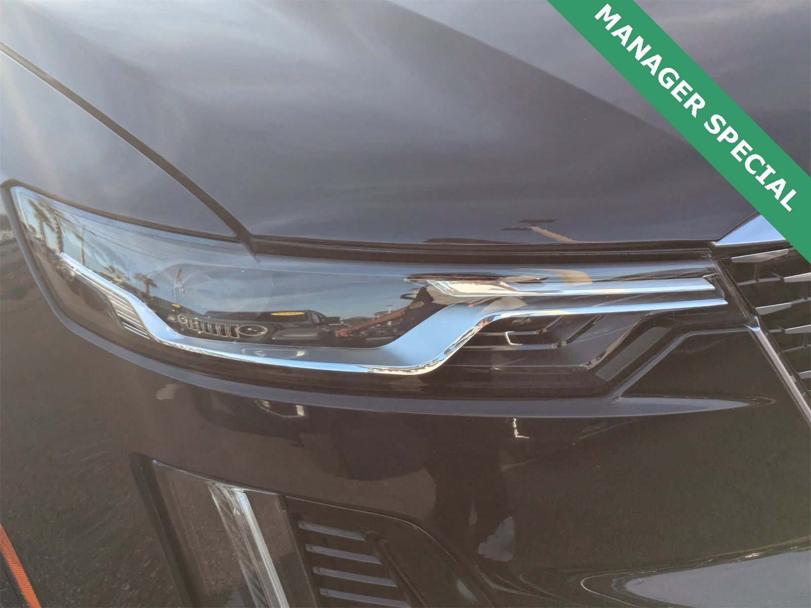 Used 2022 Cadillac XT6 Premium Luxury w/ Technology Package image 10