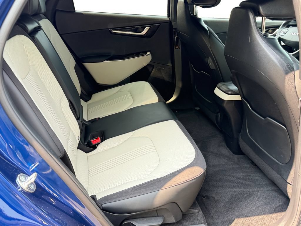 Certified 2023 Kia EV6 GT-Line w/ GT-Line White Seat Package AWD/4WD image 10