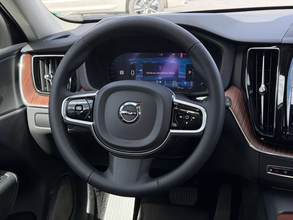 Certified 2023 Volvo XC60 B5 Plus w/ Climate Package AWD/4WD image 23