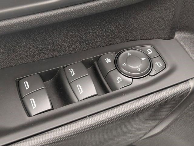 Certified 2025 Chevrolet Silverado 2500 Custom w/ Custom Value Package image 10