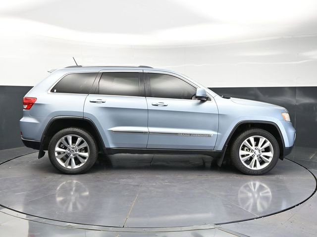 Used 2012 Jeep Grand Cherokee Laredo RWD image 4