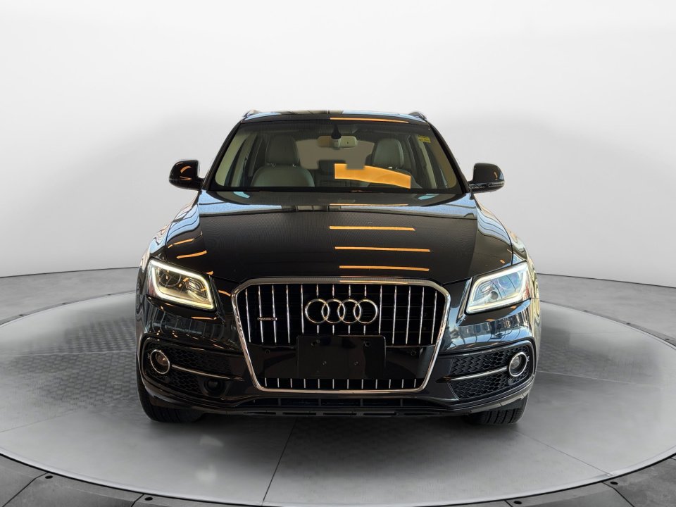 Used 2016 Audi Q5 3.0T Prestige image 2