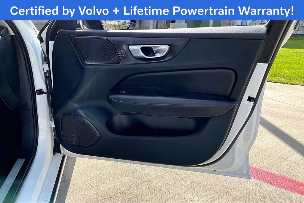 Used 2023 Volvo S60 T8 Plus image 25