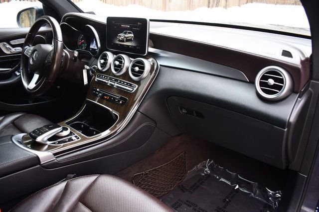 Used 2018 Mercedes-Benz GLC 300 GLC 300 4MATIC SUV w/ Multimedia Package image 33