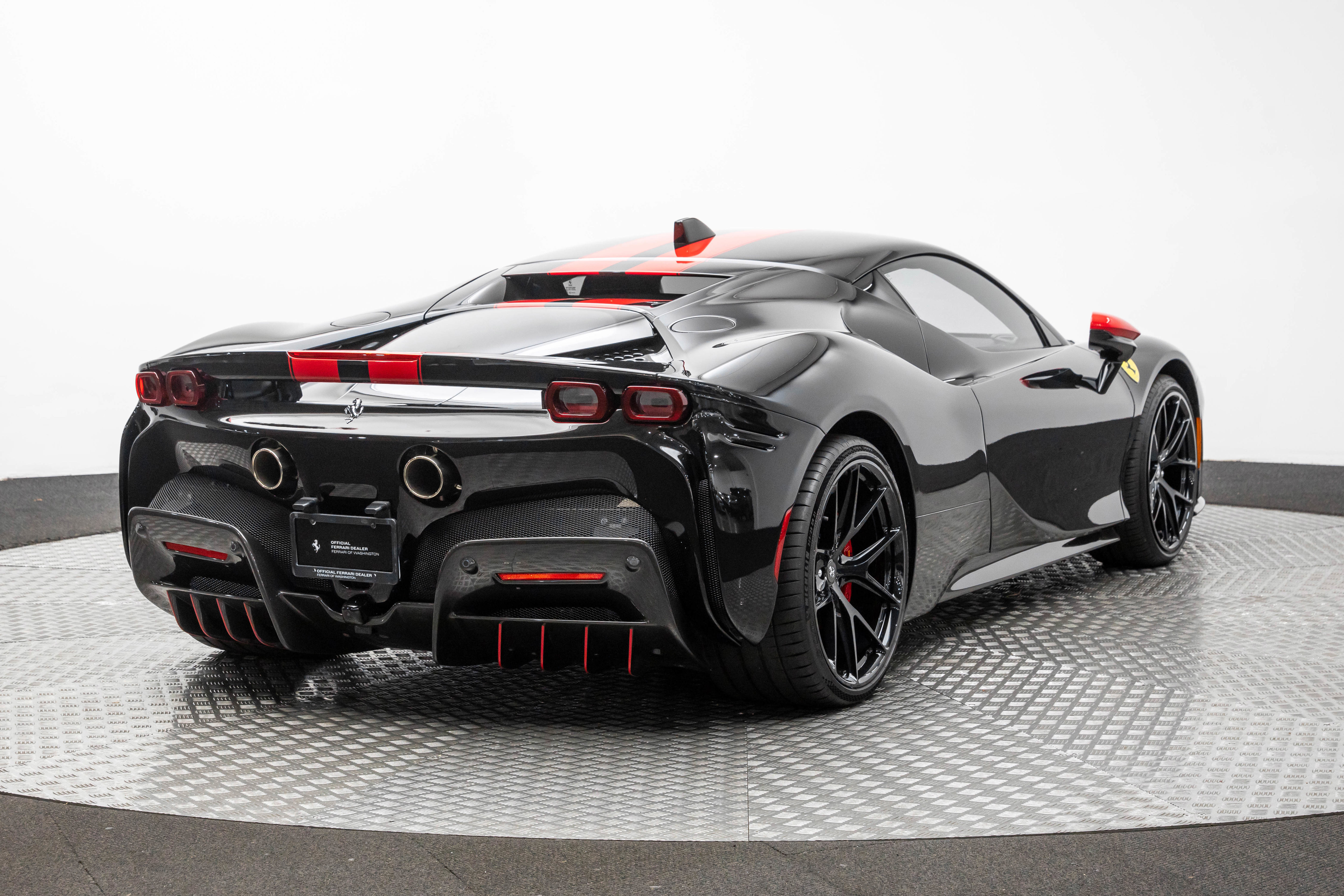 Used 2023 Ferrari SF90 Stradale image 6