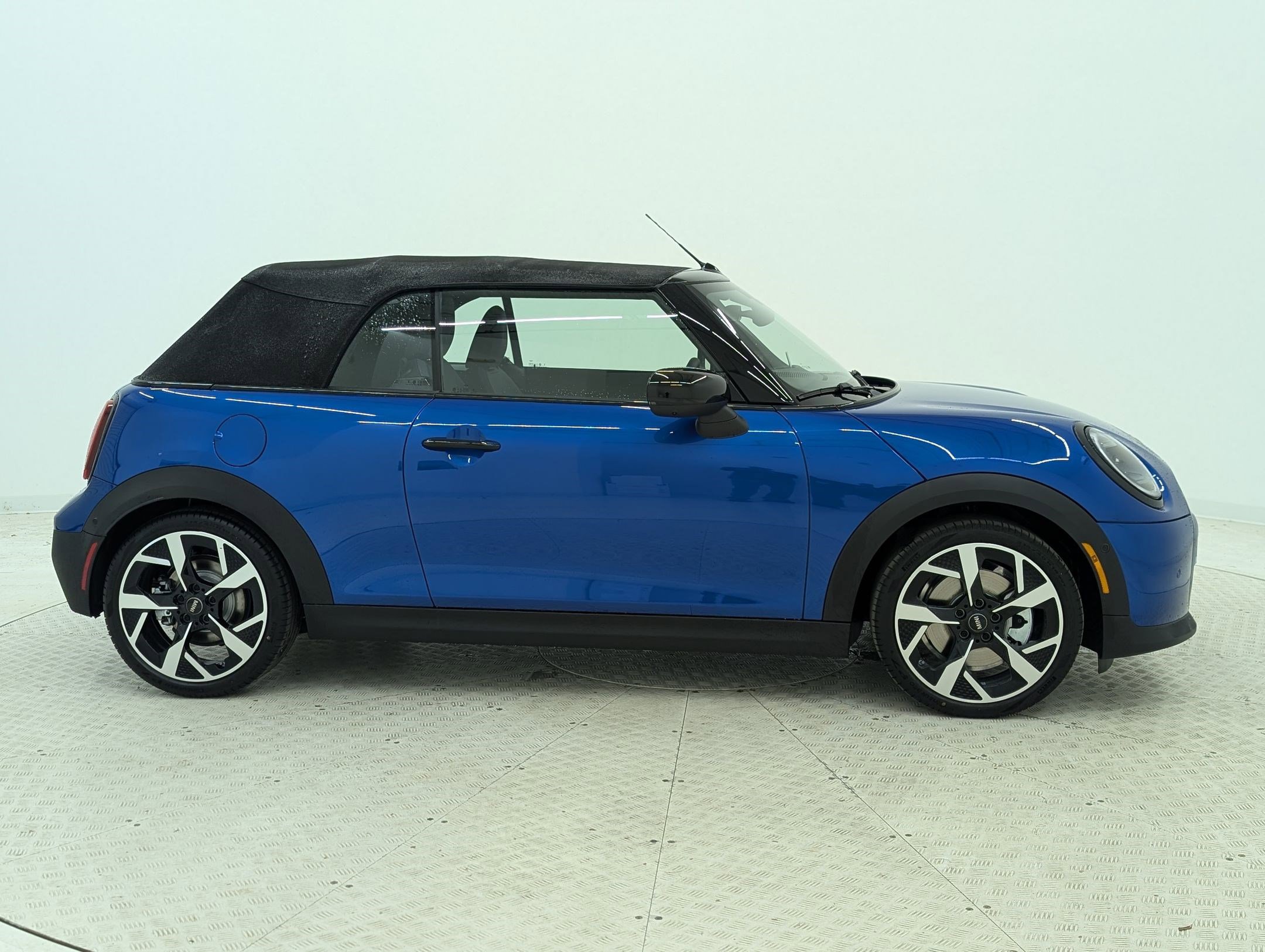 New 2026 MINI Cooper S image 8