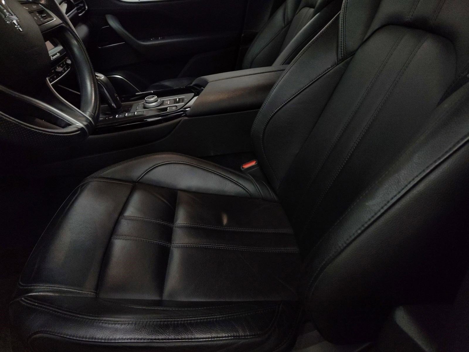 Used 2020 Maserati Levante GranSport image 18