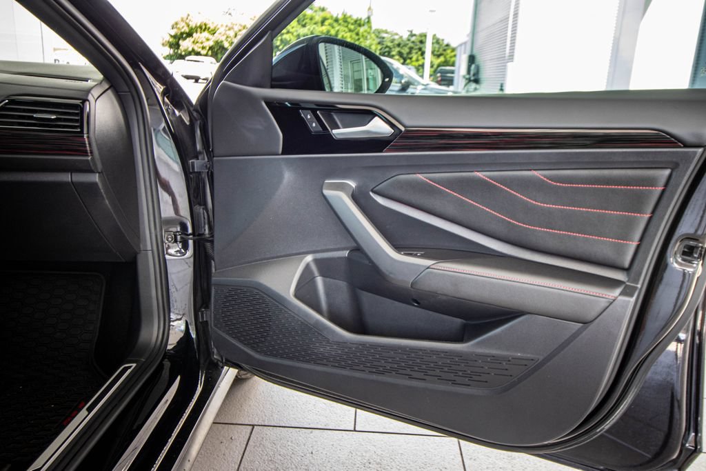 Used 2022 Volkswagen Jetta GLI Autobahn FWD image 18