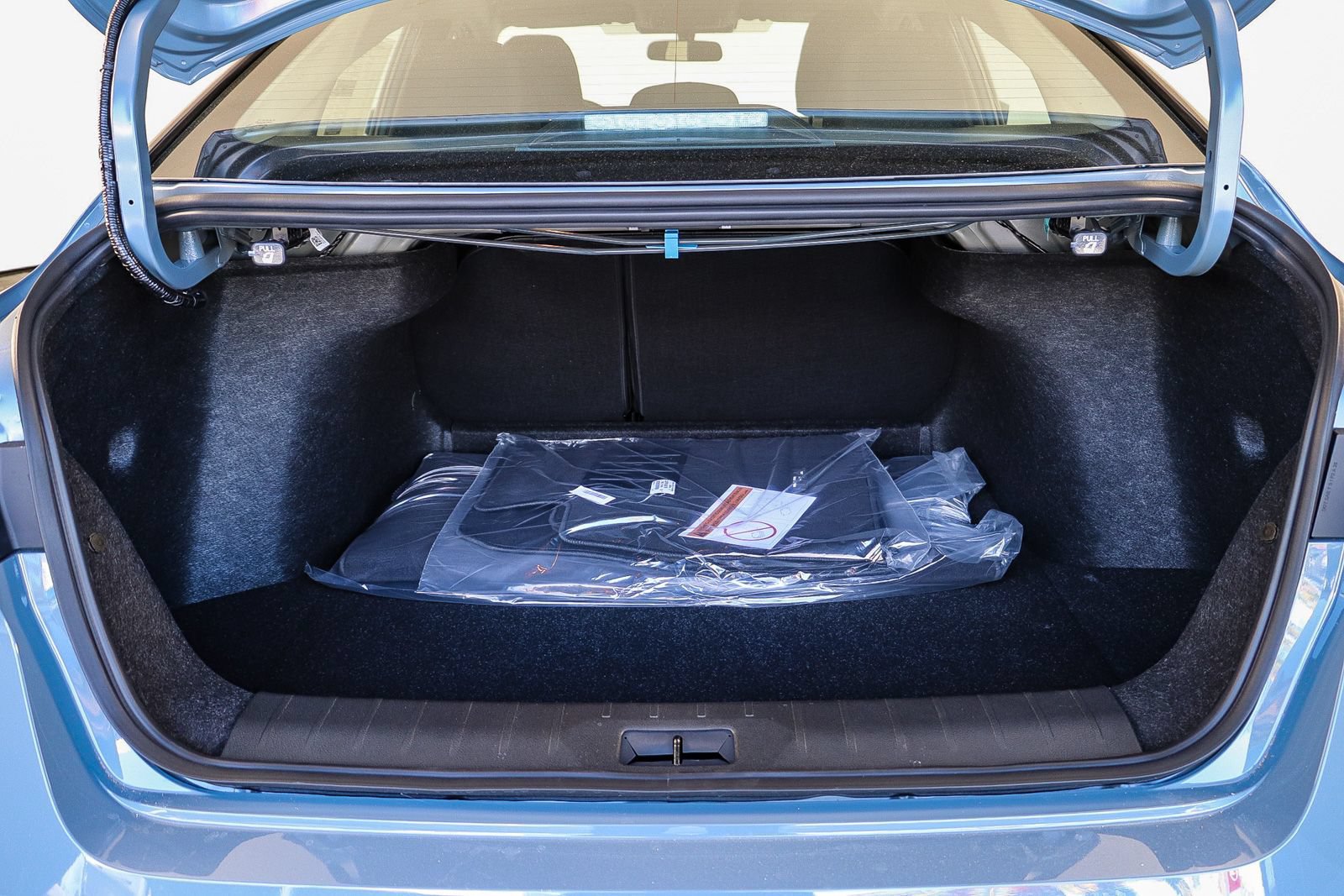 New 2026 Nissan Sentra SR w/ SR All Weather Package FWD image 13