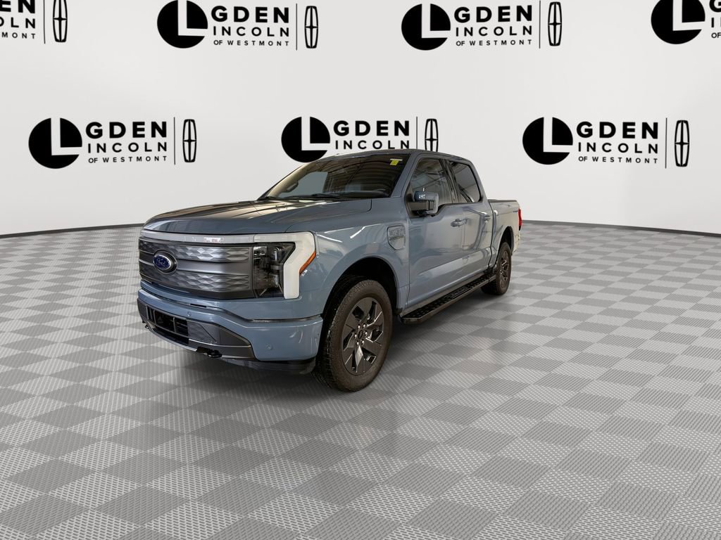 Used 2023 Ford F150 Lightning Lariat image 4