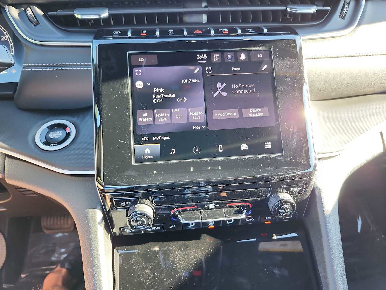 New 2025 Jeep Grand Cherokee L Laredo image 13