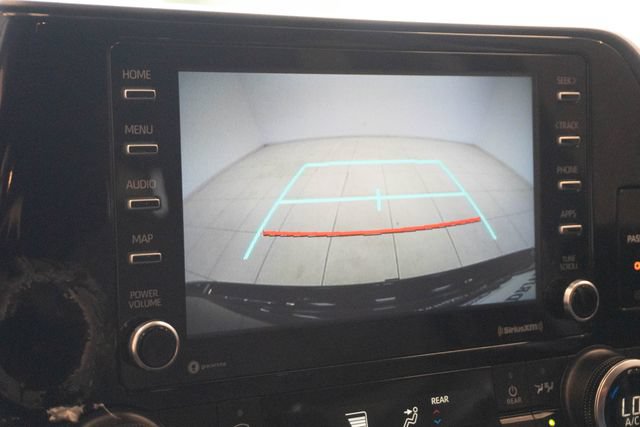 Used 2022 Toyota Highlander L FWD image 34