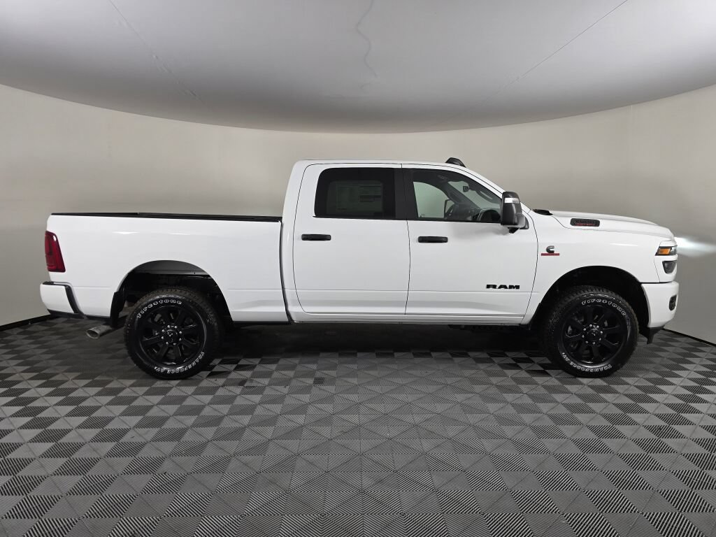 New 2026 RAM 3500 Big Horn AWD/4WD image 3