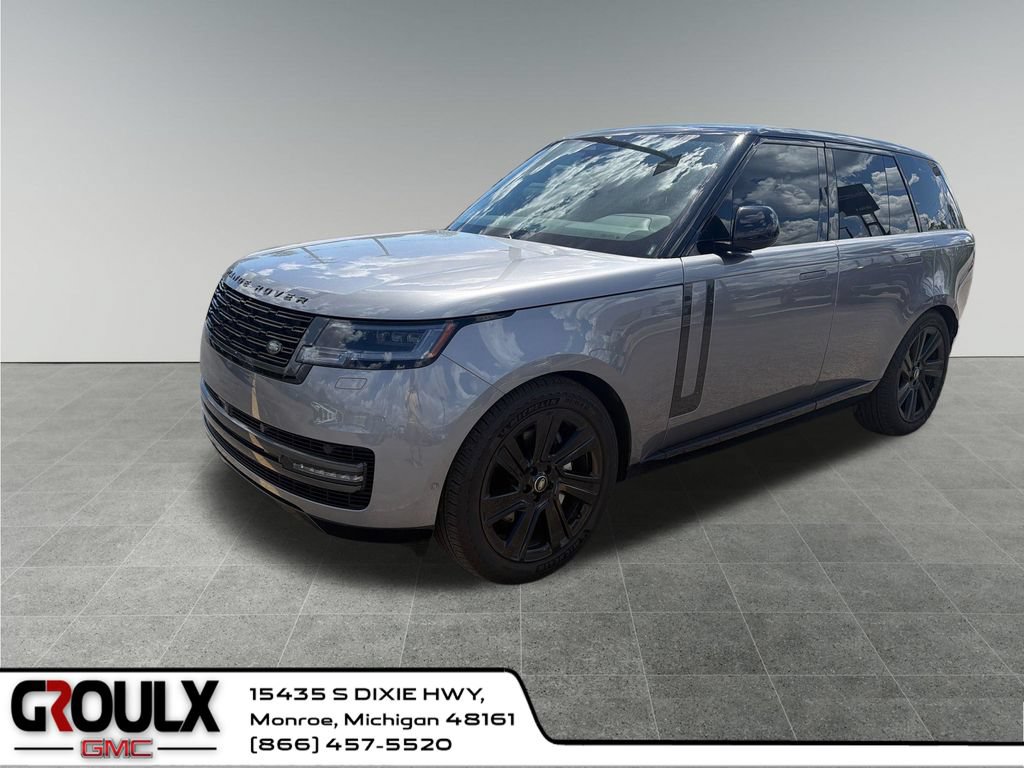 Used 2024 Land Rover Range Rover SE AWD/4WD image 1