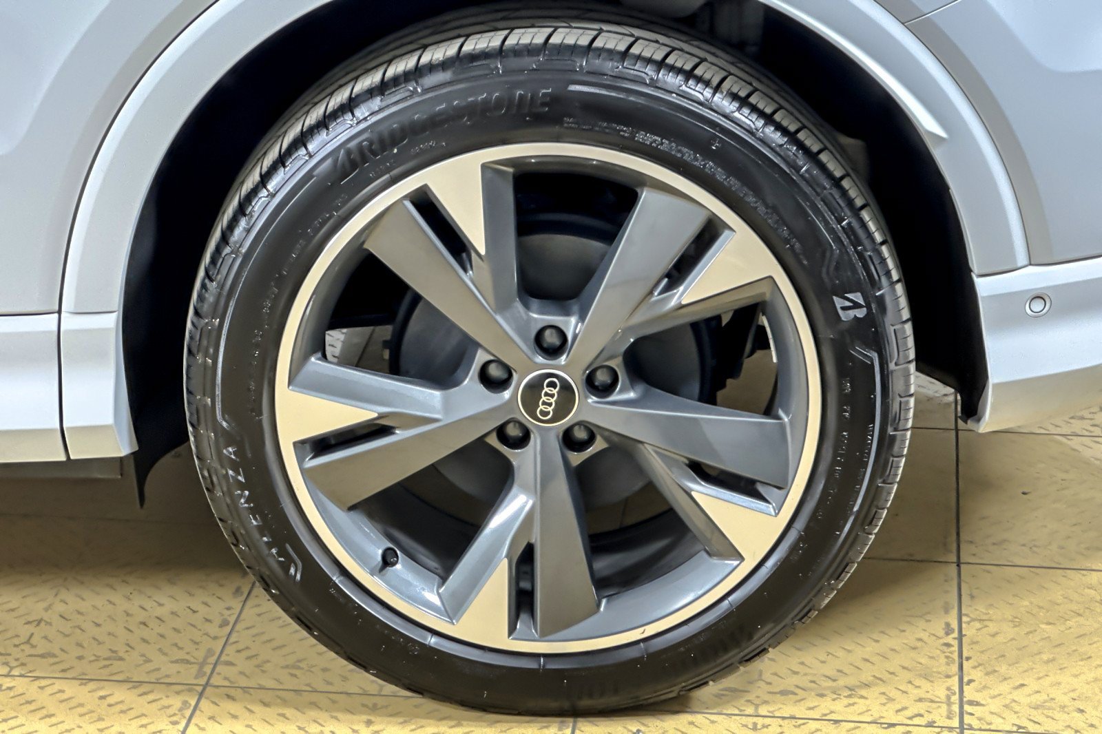 Certified 2023 Audi Q4 e-tron Premium Plus w/ Premium Plus AWD/4WD image 26