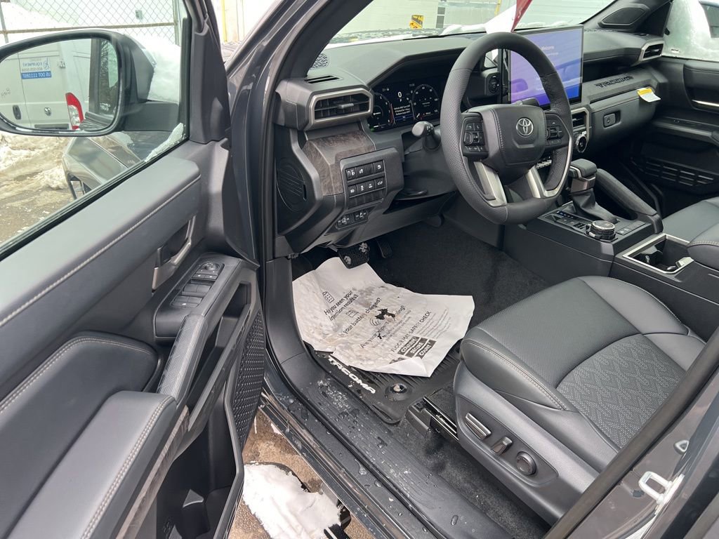 New 2025 Toyota Tacoma Limited image 4