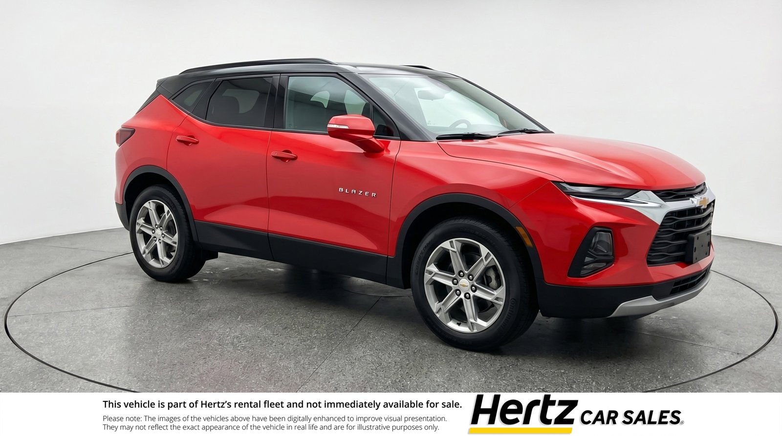 Used 2025 Chevrolet Blazer LT FWD image 1