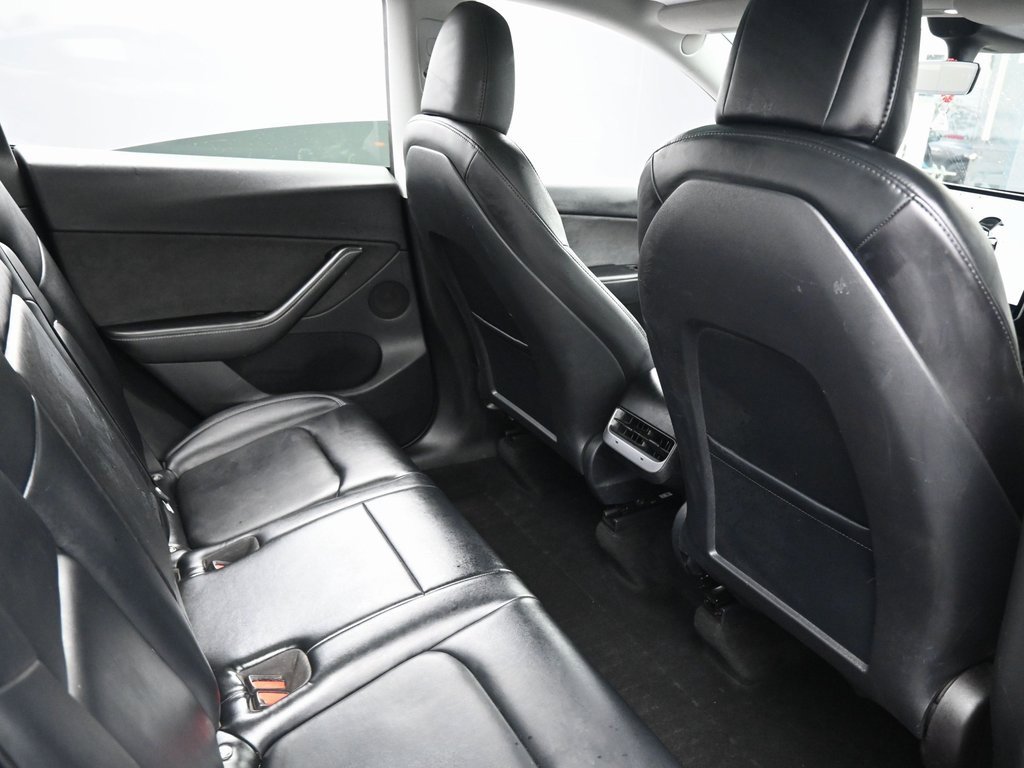 Used 2022 Tesla Model Y Performance image 33