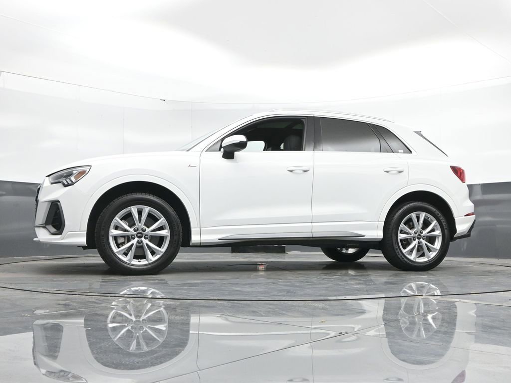 Used 2023 Audi Q3 2.0T Premium image 48