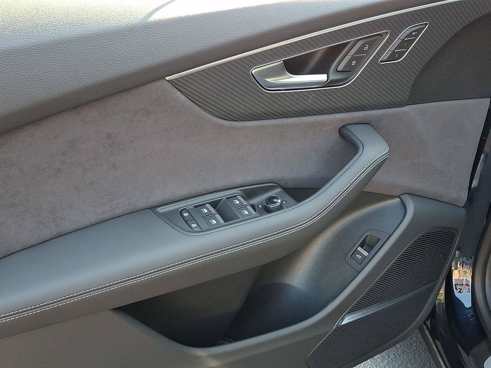 New 2026 Audi SQ8 Prestige AWD/4WD image 10