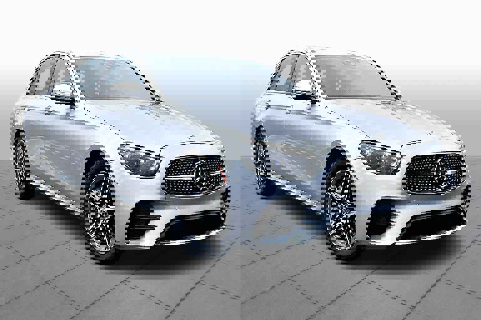 Used 2023 Mercedes-Benz E 450 4MATIC Sedan image 3