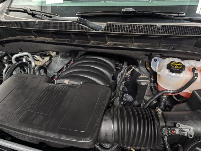 Certified 2026 Chevrolet Suburban Premier w/ Sun And Tow Package AWD/4WD image 30