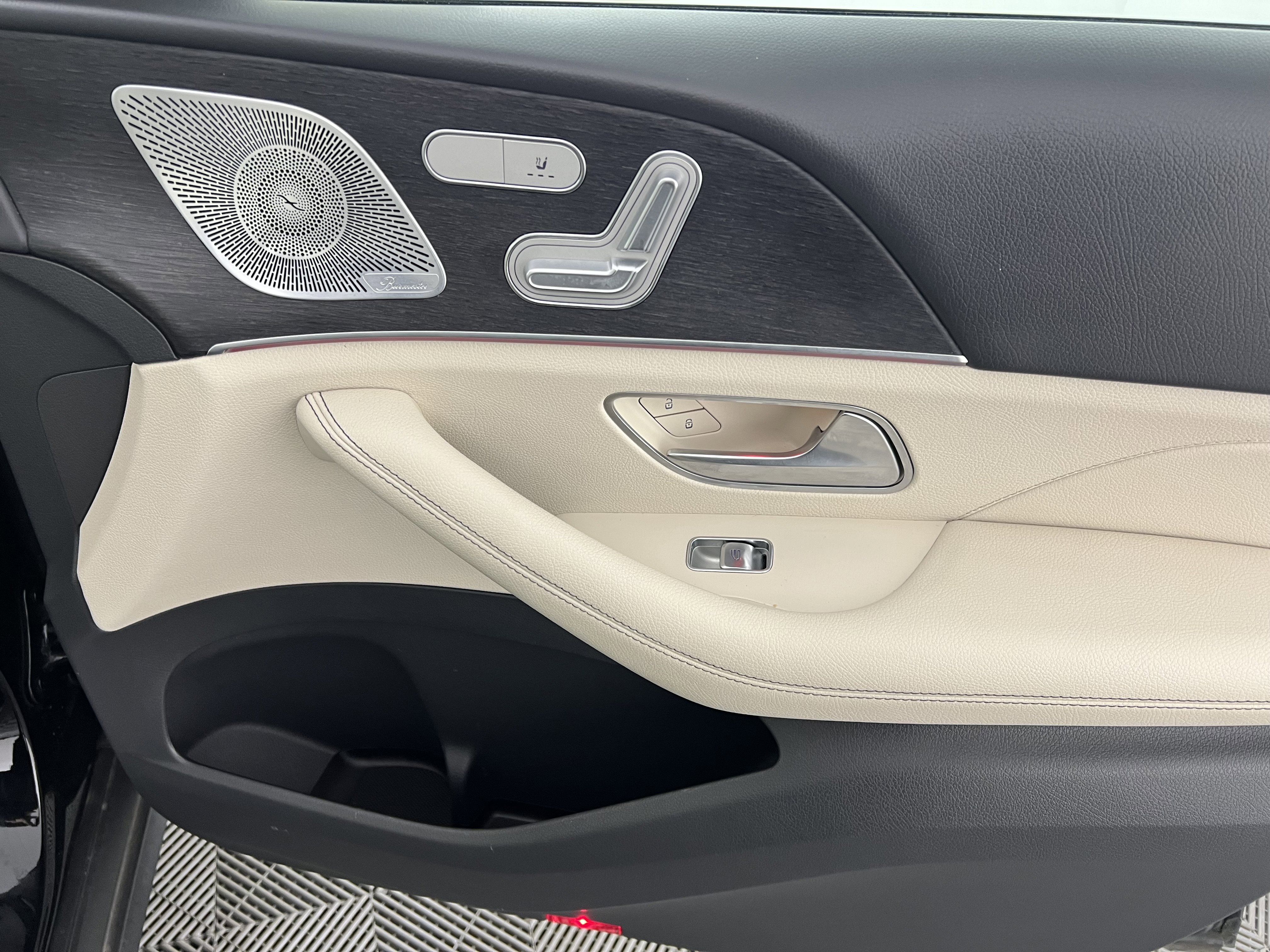 Certified 2020 Mercedes-Benz GLE 350 4MATIC image 25