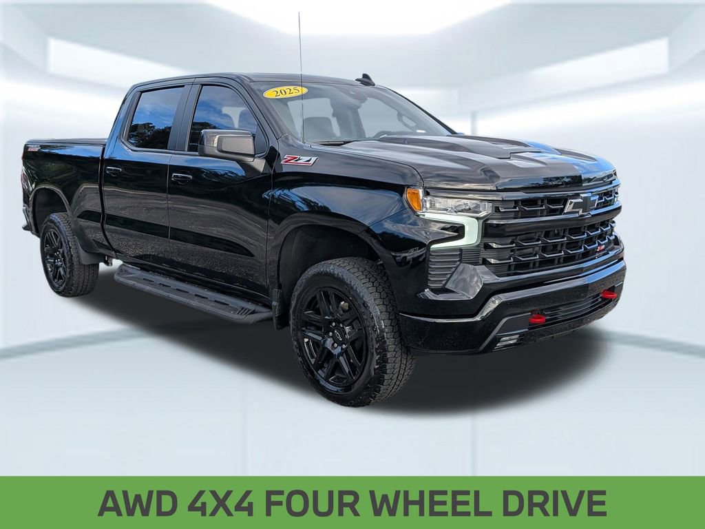 Used 2025 Chevrolet Silverado 1500 LT Trail Boss w/ Convenience Package II image 9
